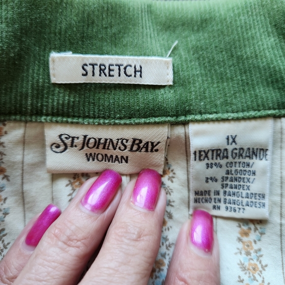St. John's Bay Women's Green Corduroy Jacket, Size 1X - Picture 4 of 7